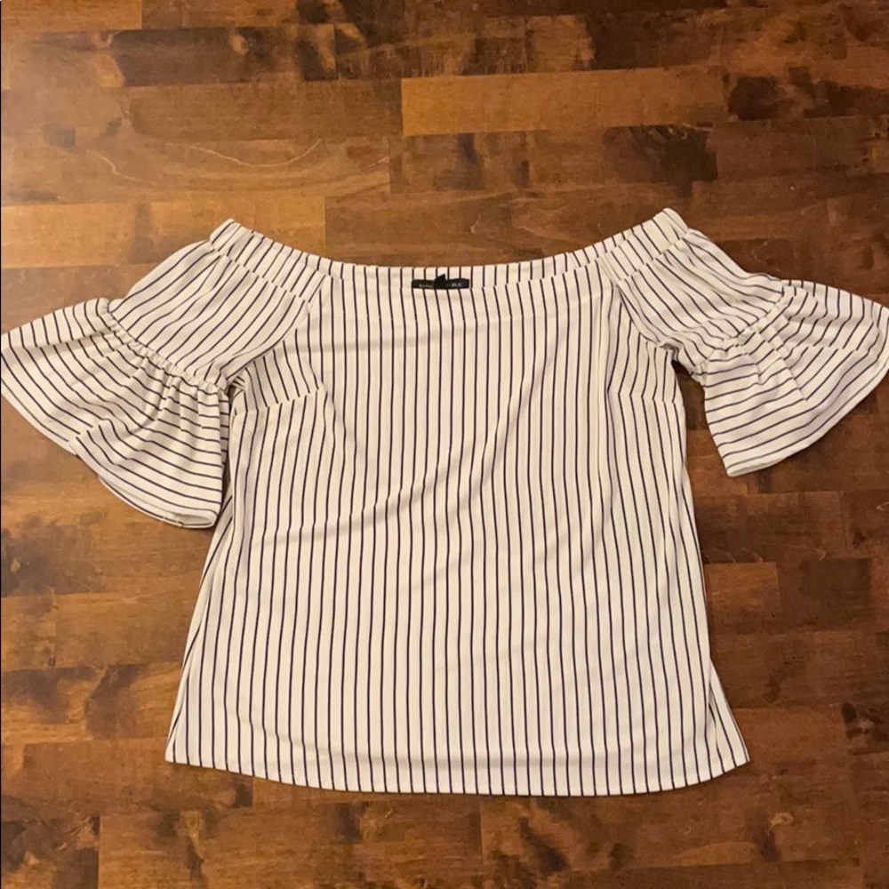 Banana Republic off-the-shoulder blouse